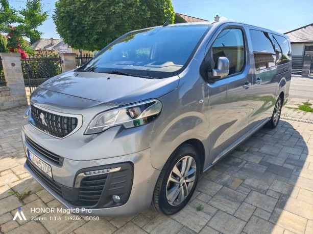 peugeot-traveller-long-l3-20-bluehdi-180k-eat8-8-miestne-webasto-big-1