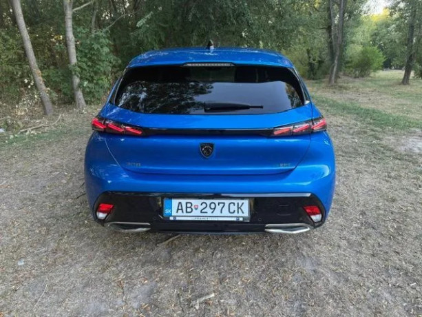 peugeot-308-gt-pack-16-phev-225-k-e-eat8-big-1