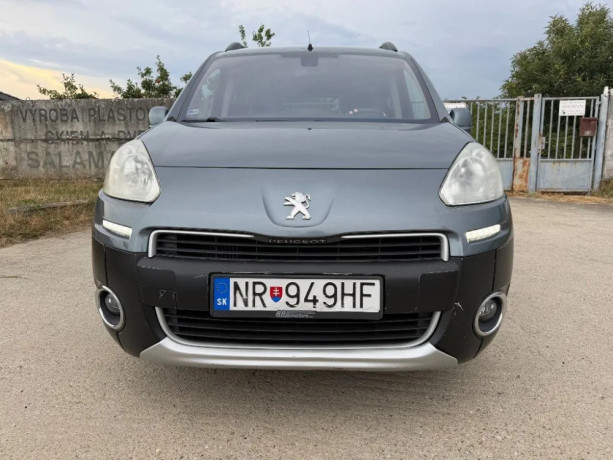 peugeot-partner-tepee-tepee-16-hdi-fap-92k-active-stopstart-68kw92hp-a6-big-0