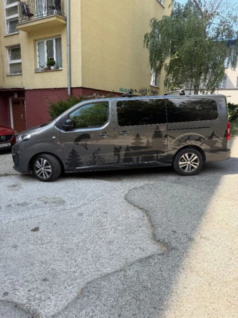 peugeot-traveller-20-bluehdi-177-ss-allure-long-eat8-130kw177hp-a8-big-0