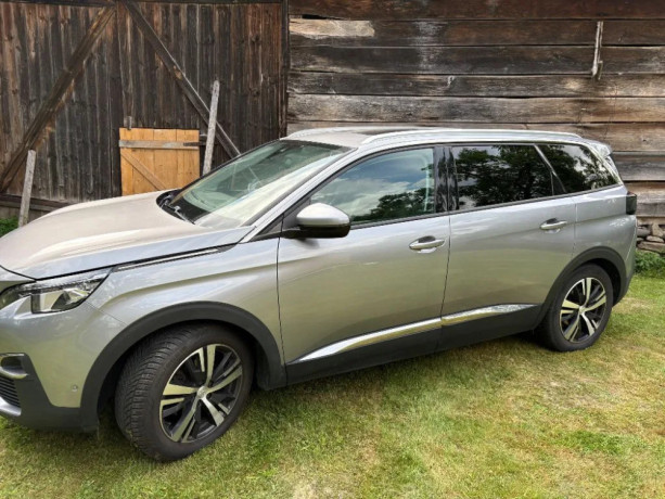 peugeot-5008-panorama-7-miest-360-kamera-servis-2026-big-1