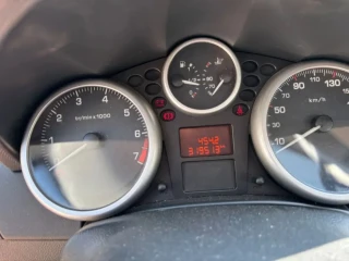peugeot-207-14e-slovakia-clim-54kw73hp-m5