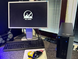 pocitac-dell-s-linuxom-i3-3220-4gb-ram-500gb-hdd