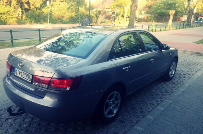 hyundai-sonata-20-crdi-vgt-elegance-103kw140hp-m6-big-2