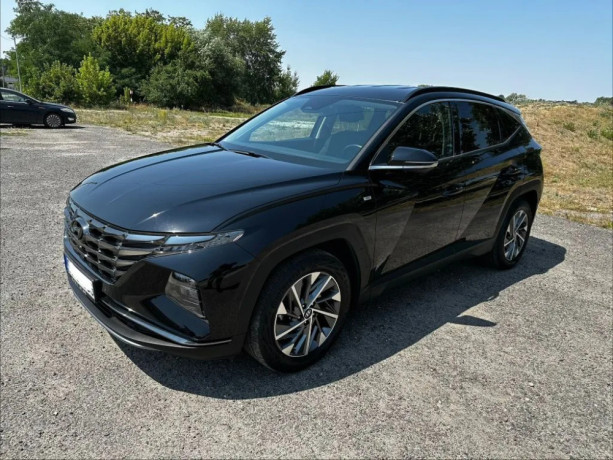 hyundai-tucson-16-t-gdi-mild-hybrid-style-4x4-at-132kw180hp-a7-big-0