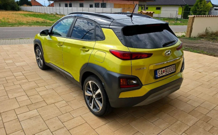 hyundai-kona-16-t-gdi-style-4wd-at-130kw177hp-a7-big-1