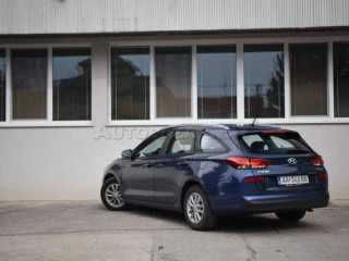 hyundai-i30-cw-10-t-gdi-comfort-120hp-top-stav-nova-stk