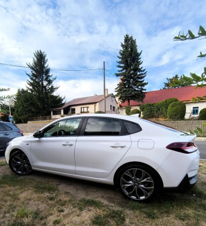 hyundai-i30-14-t-gdi-n-line-fastback-big-2