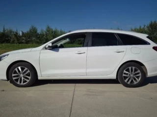 hyundai-i30-cw-i30-kombi-16-crdi-136-family-7dct-100kw136hp-a7