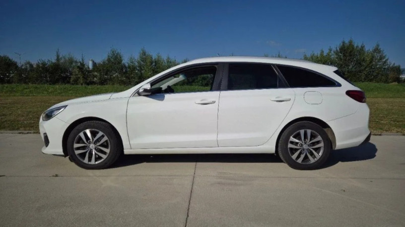 hyundai-i30-cw-i30-kombi-16-crdi-136-family-7dct-100kw136hp-a7-big-0