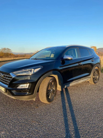 hyundai-tucson-20-crdi-family-4x4-at-100kw136hp-a6-big-0