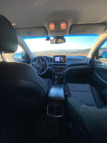 hyundai-tucson-20-crdi-family-4x4-at-100kw136hp-a6-big-1