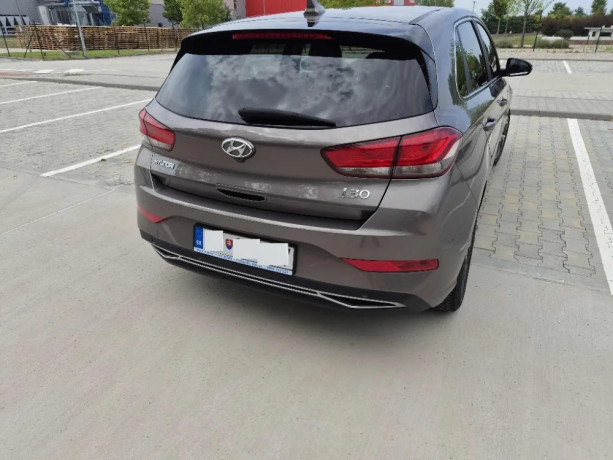 hyundai-i30-family-15-t-gdi-117-kw-062022-41-530-km-1-majitel-odpocet-dph-big-2