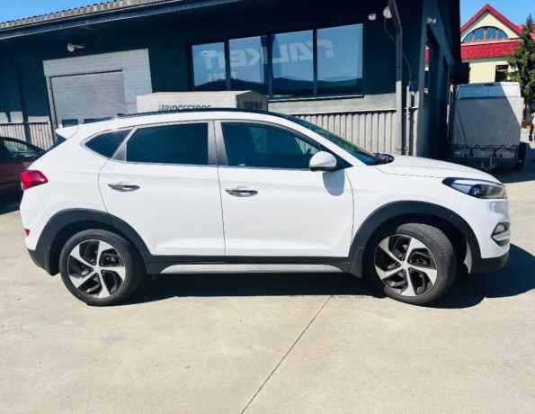 hyundai-tucson-16-t-gdi-premium-4x4-dtc-130kw177hp-a7-big-3