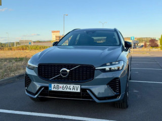 volvo-xc60-t6-recharge-plus-dark-2023