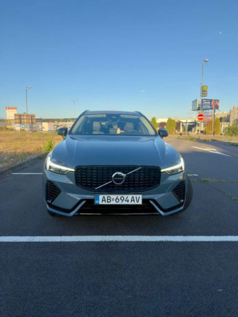 volvo-xc60-t6-recharge-plus-dark-2023-big-1