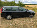 volvo-xc70-volvo-v70-small-2