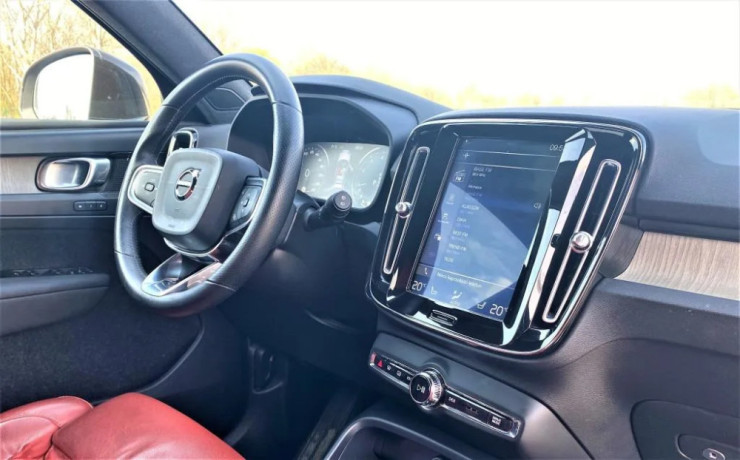 volvo-xc40-t5-inscription-awd-at-big-3