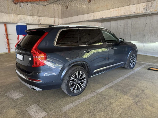 volvo-xc90-t8-plug-in-hybrid-big-2