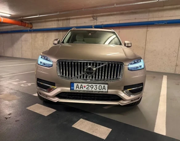 volvo-xc90-b5-p-awd-plus-bright-big-1