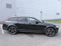 volvo-v90-cross-country-small-1