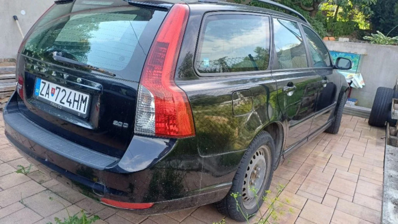 volvo-v50-20-d-big-2