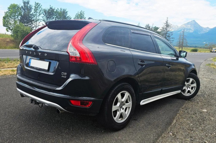 volvo-xc60-d5-151kw-awd-summum-151kw205hp-m6-big-1