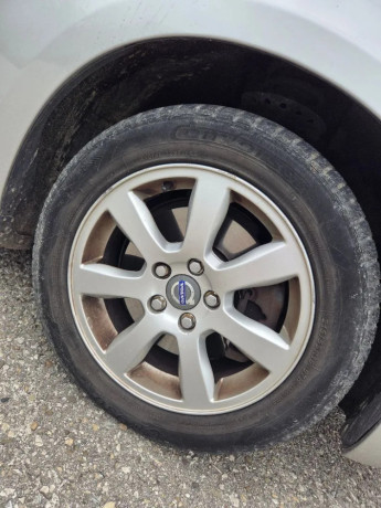 volvo-v60-d3-momentum-geartronic-120kw163hp-a6-big-3