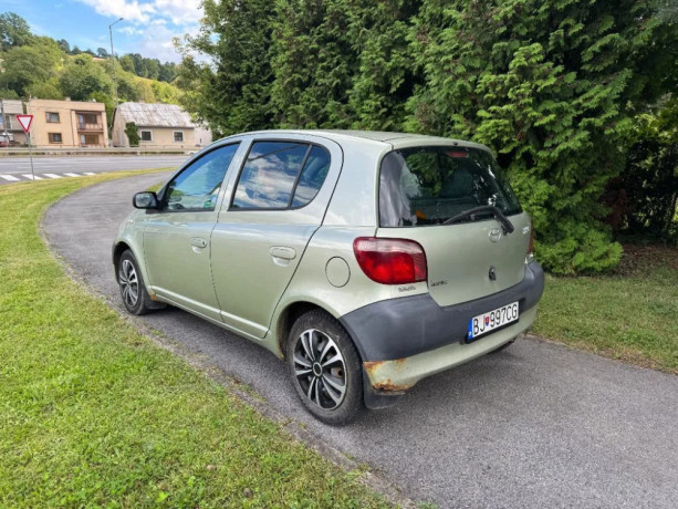toyota-yaris-10-vvt-i-terra-base-50kw68hp-m5-big-1
