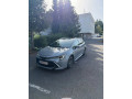 toyota-corolla-combi-hybrid-20-small-1