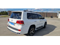 toyota-land-cruiser-toyota-land-cruiser-small-1