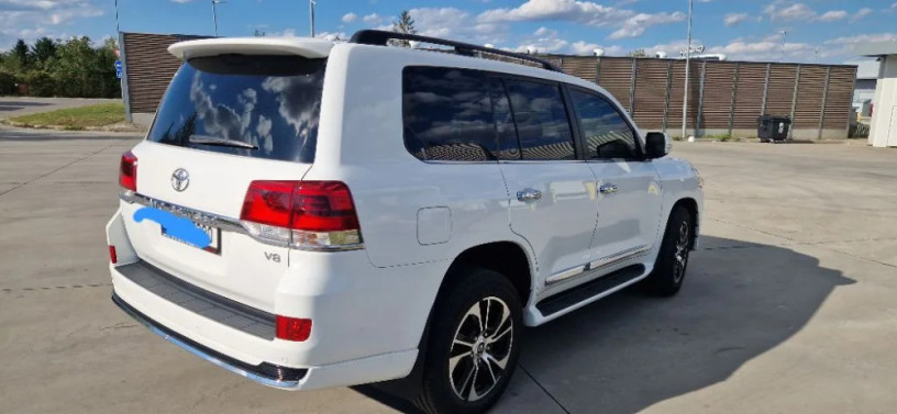 toyota-land-cruiser-toyota-land-cruiser-big-1