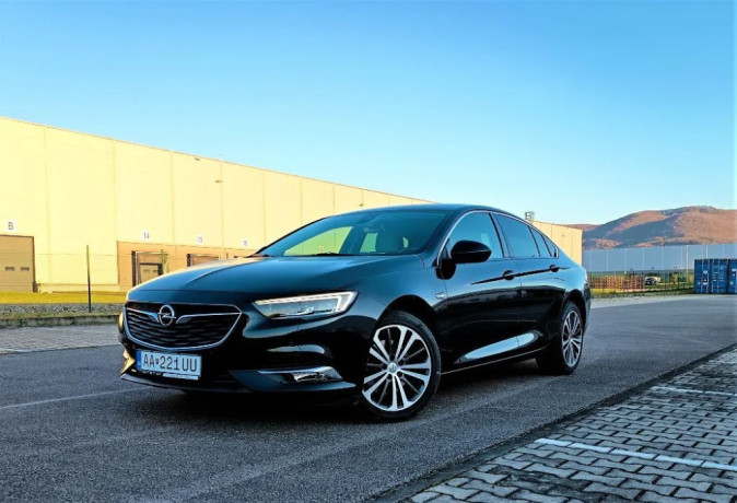 opel-insignia-grand-sport-big-1