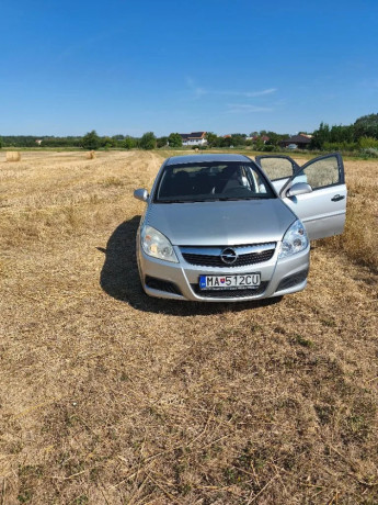 opel-vectra-19-cdti-elegance-88kw120hp-m6-big-0