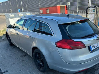 opel-insignia-st-insignia-20-cdti-130k-96kw130hp-m6