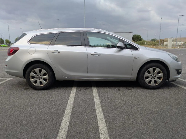 opel-astra-sport-tourer-opel-astra-sport-tourer-big-2