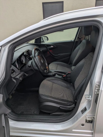 opel-astra-sport-tourer-opel-astra-sport-tourer-big-3