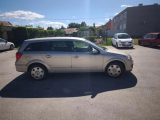 opel-astra-sport-tourer-na-predaj
