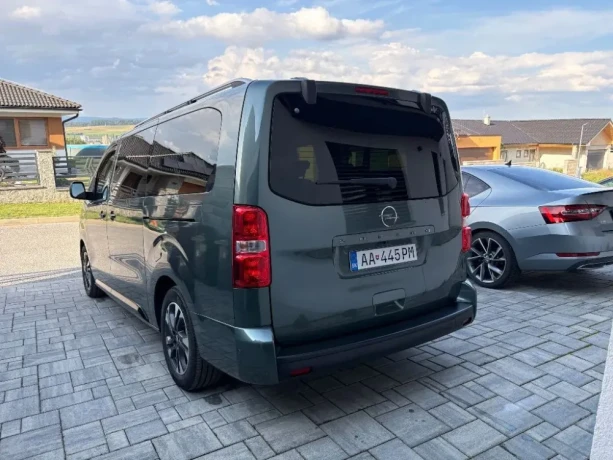 opel-zafira-life-big-3