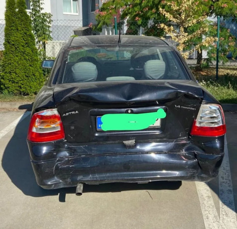 opel-astra-14-16v-66kw90hp-m5-big-3