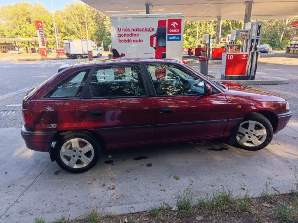 opel-astra-14-gl-big-2