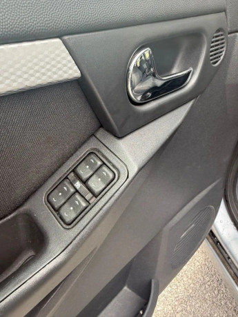 opel-meriva-17-cdti-cosmo-m5-74kw100hp-m5-big-2