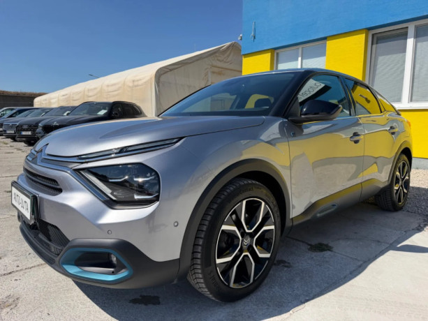 citroen-c4-e-electric-100-kw-shine-big-1