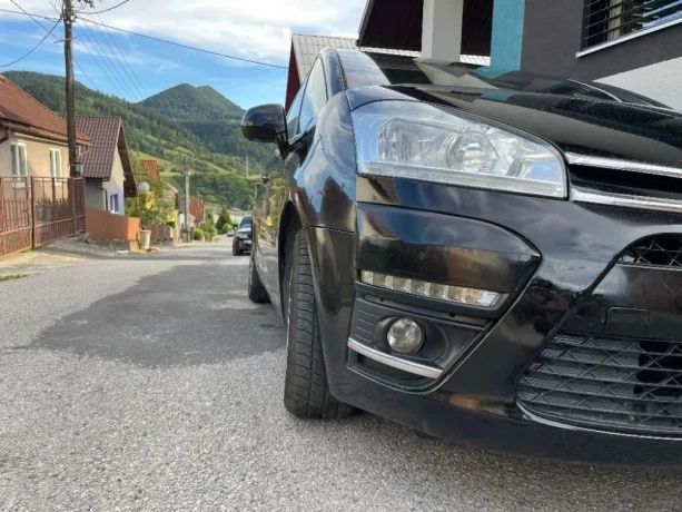 citroen-c4-picasso-16-e-hdi-16v-ss-business-exclusive-bmp6-80kw110hp-a6-big-1