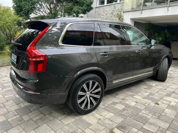 volvo-xc90-20-b5-drive-e-momentum-pro-awd-at-7m-173kw235hp-a8-big-2