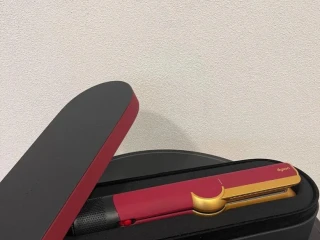 dyson-airstrait