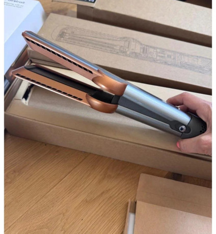 dyson-airstrait-big-0