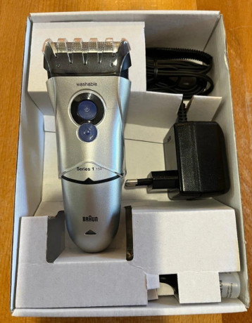 holiaci-strojcek-braun-easy-shaving-150s-1-big-1