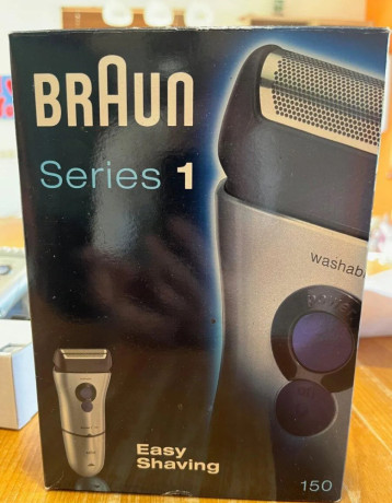 holiaci-strojcek-braun-easy-shaving-150s-1-big-3
