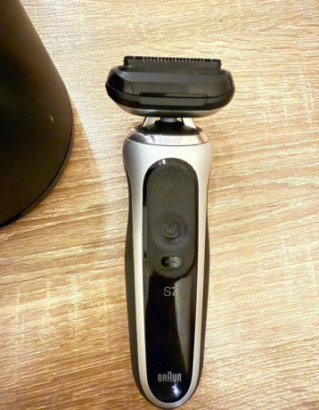na-predaj-holiaci-strojcek-braun-s7-flex-360-cist-stanica-big-2